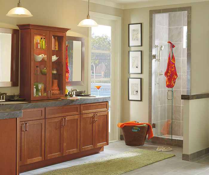 Shaker Style Cabinets in Bathroom - Diamond Cabinetry
