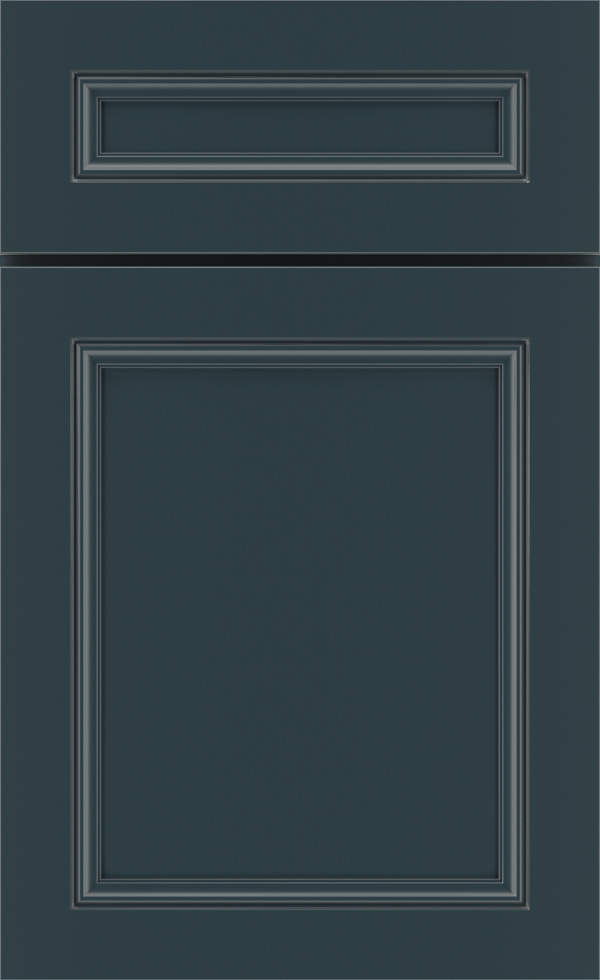 LaineyLawfordLeytonFOMMrt5G9