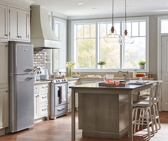 Light Kitchen with Inset Cabinet Doors